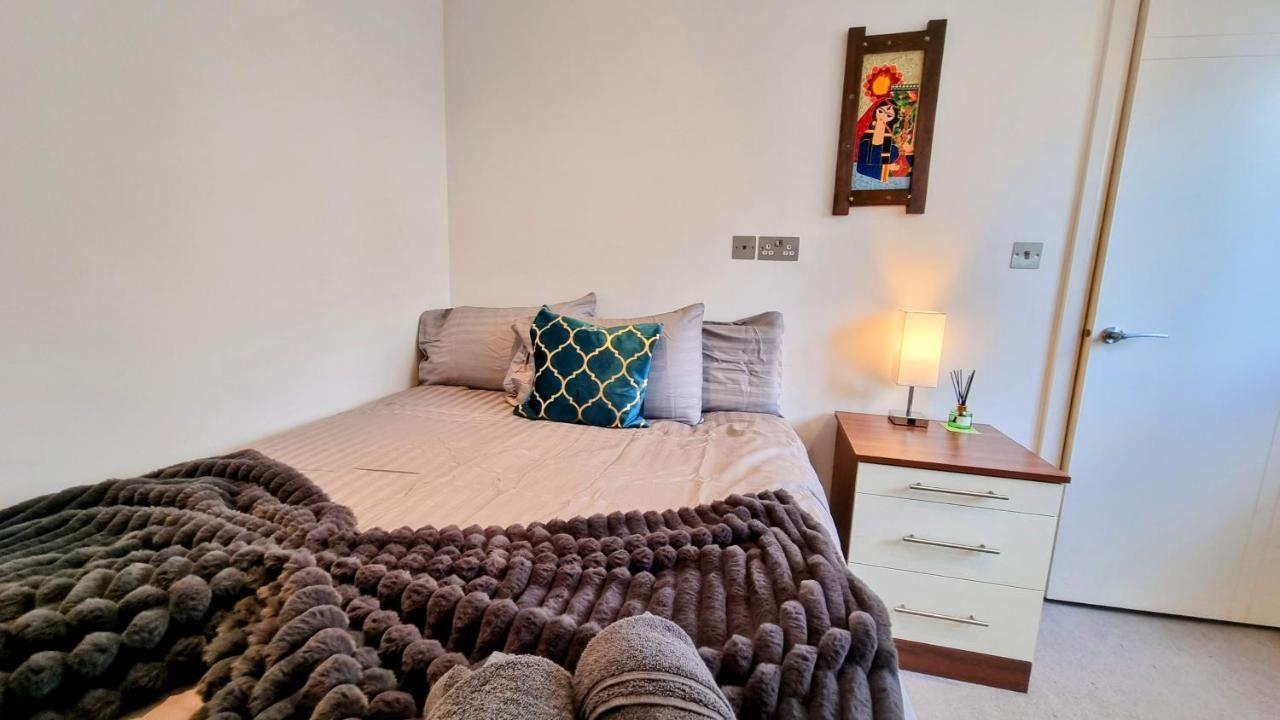 Surbiton Luxury Garden House 19 Villa Ngoại thất bức ảnh