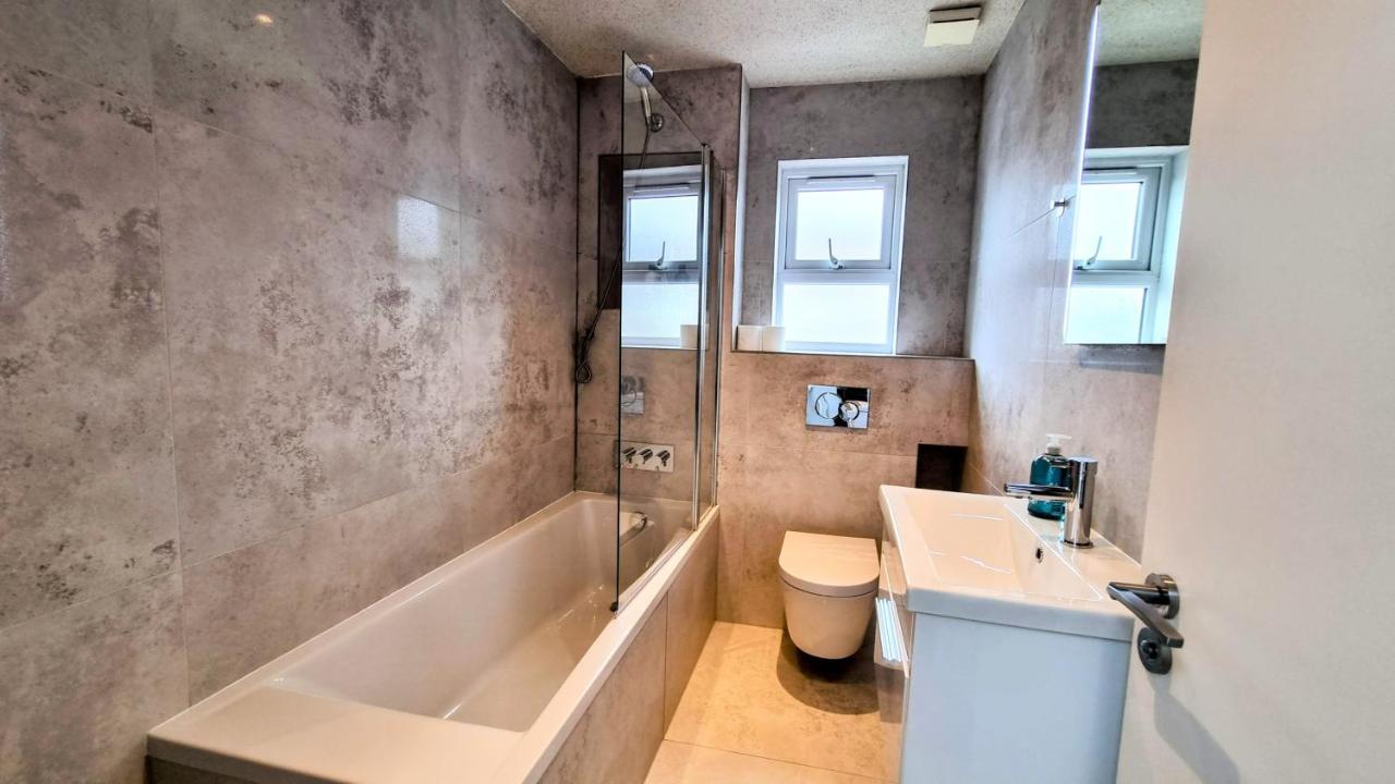 Surbiton Luxury Garden House 19 Villa Ngoại thất bức ảnh