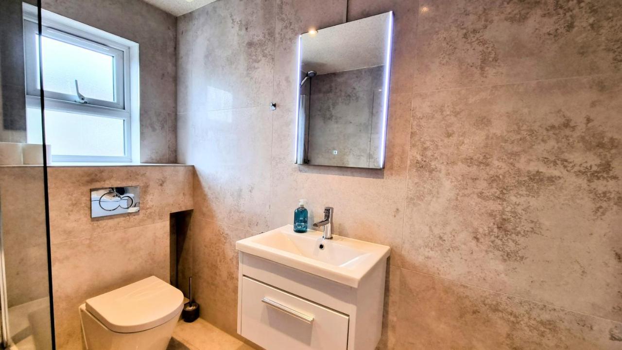 Surbiton Luxury Garden House 19 Villa Ngoại thất bức ảnh