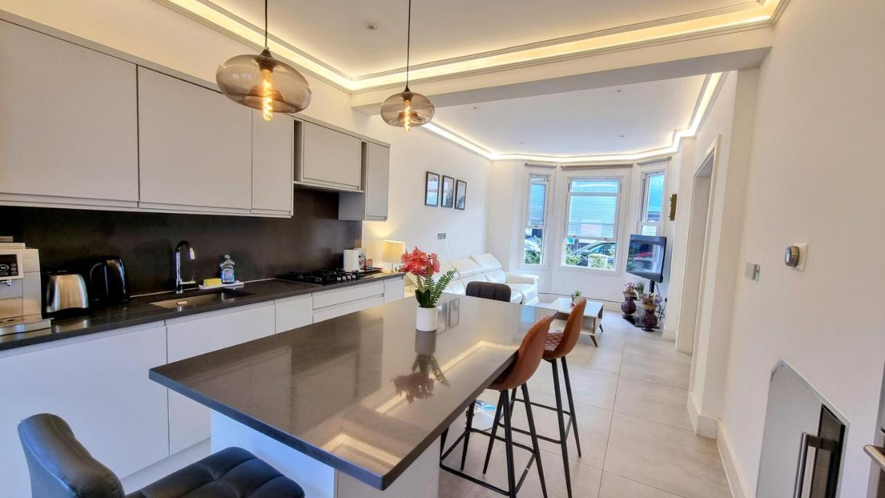 Surbiton Luxury Garden House 19 Villa Ngoại thất bức ảnh